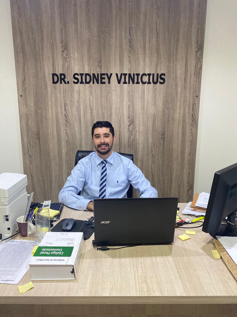 Dr. Sidney Vinicius