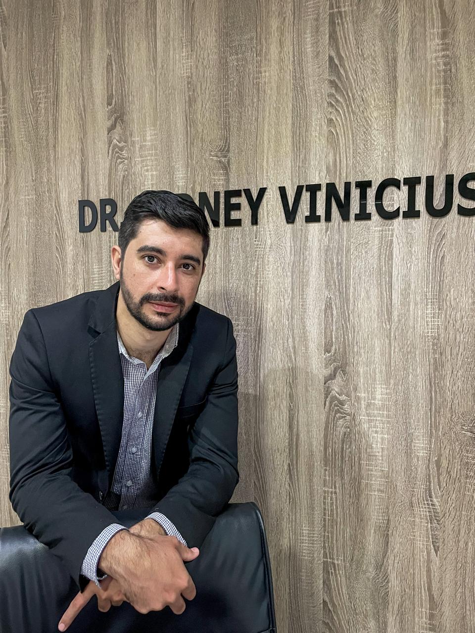 Dr. Sidney Vinicius